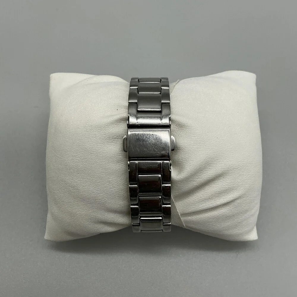 Kenneth Cole Reaction Womens Watch 21mm Silver Tone Bracelet New Battery 6